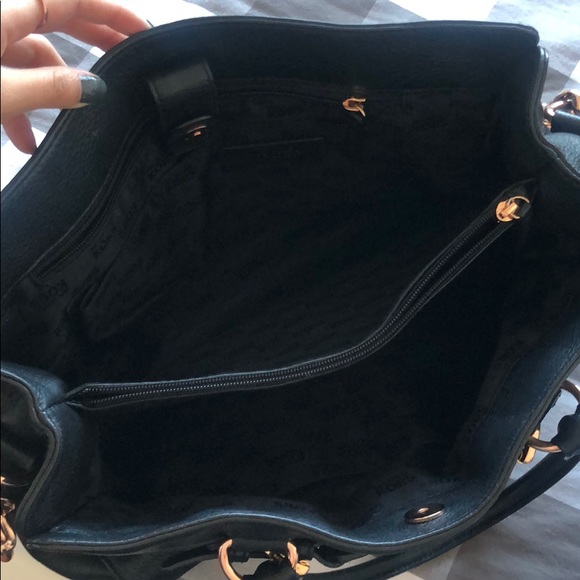 Michael Kors Bag - Picture 3 of 3